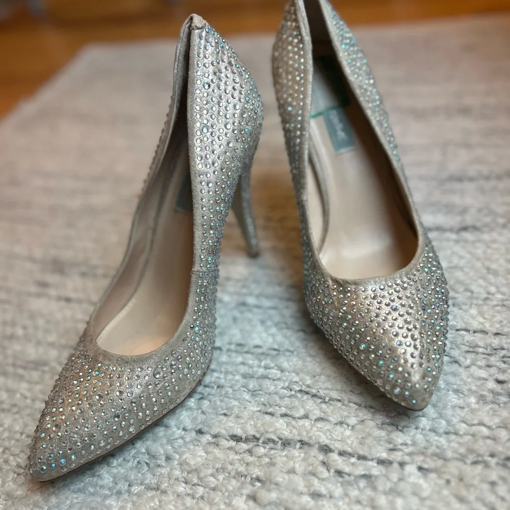 Betsey Johnson Gold Crystal Rhinestone Sparkle Stiletto Pumps Heels Sz 10 Prom⁠